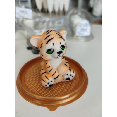 Фигурка из глазури Тигренок