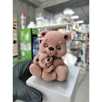 Фигурка из глазури Медведица с медвежонком